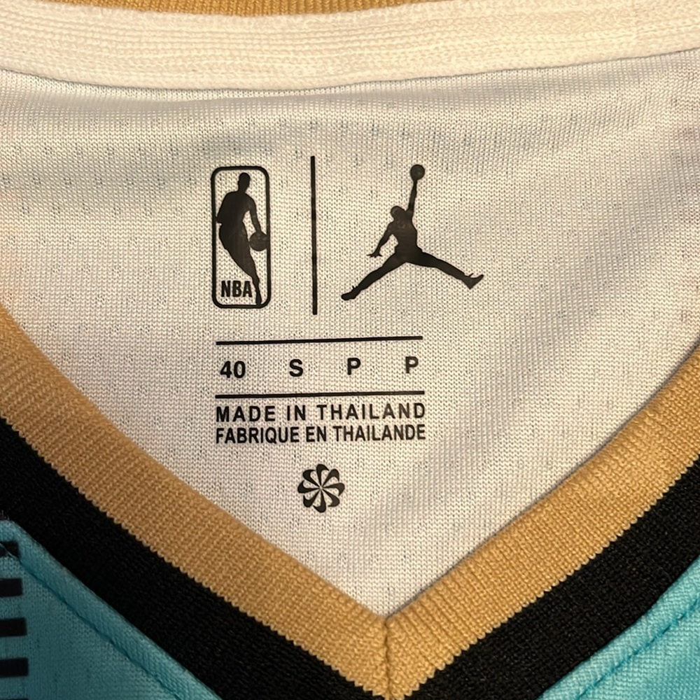 NWT NBA Charlotte HORNETS Basketball Jersey LaMelo BALL #1 city edition Mens - Picture 4 of 12